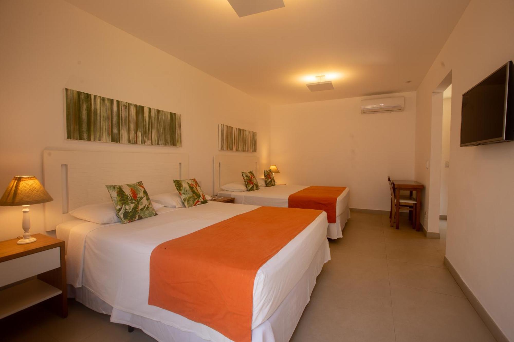 Dos Tangarás Inn 3*