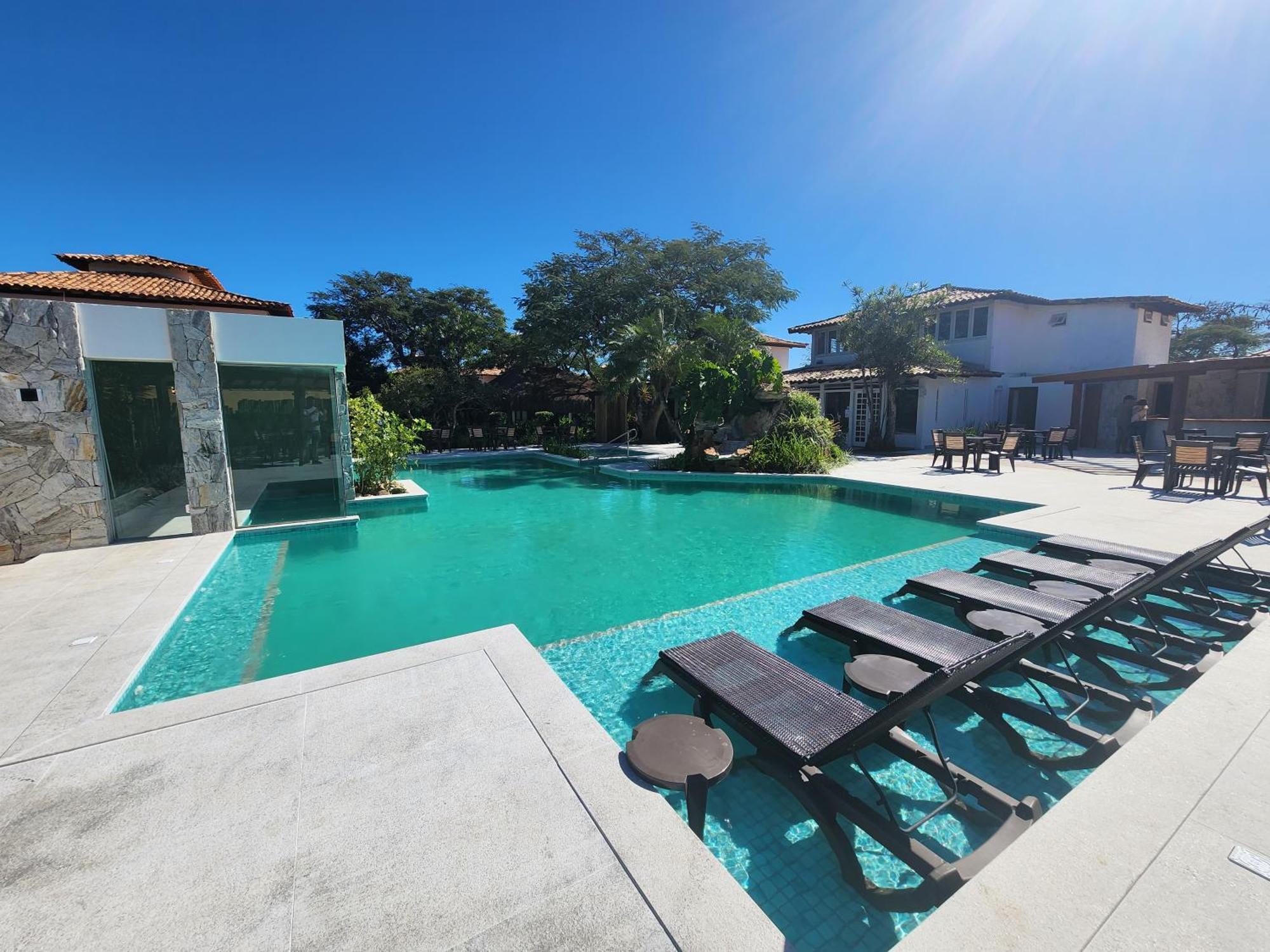 Dos Tangarás Inn 3*